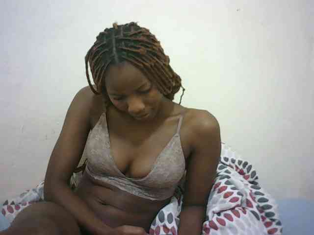 Sexyqueen2 webcam