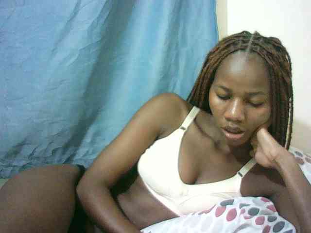 Sexyqueen2 webcam