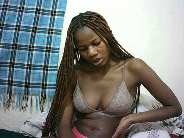 Sexyqueen2 webcam