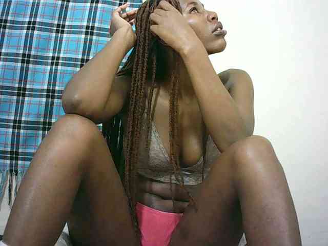 Sexyqueen2 webcam