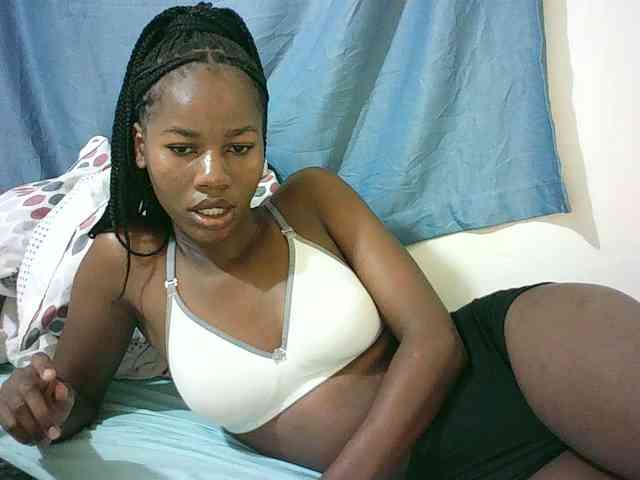 Sexyqueen2 webcam