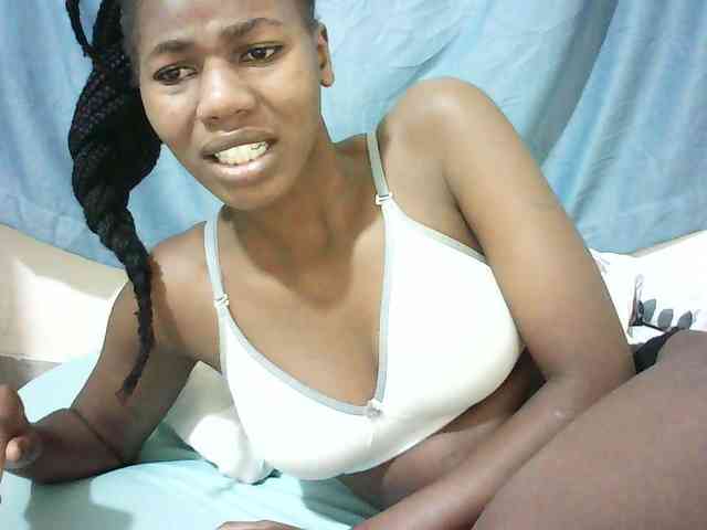 Sexyqueen2 webcam