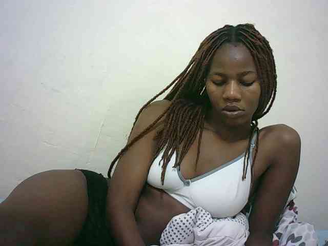 Sexyqueen2 webcam