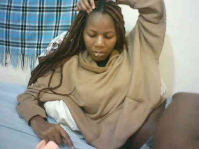 Sexyqueen2 webcam