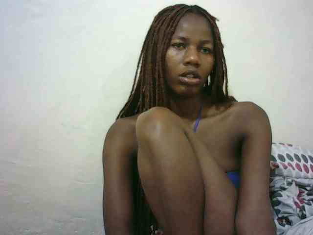 Sexyqueen2 webcam