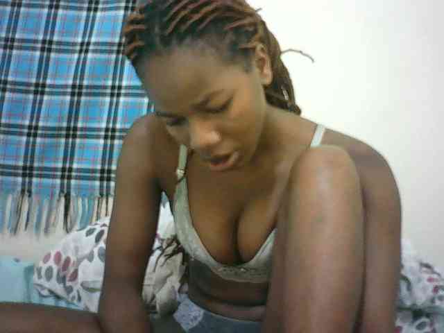 Sexyqueen2 webcam
