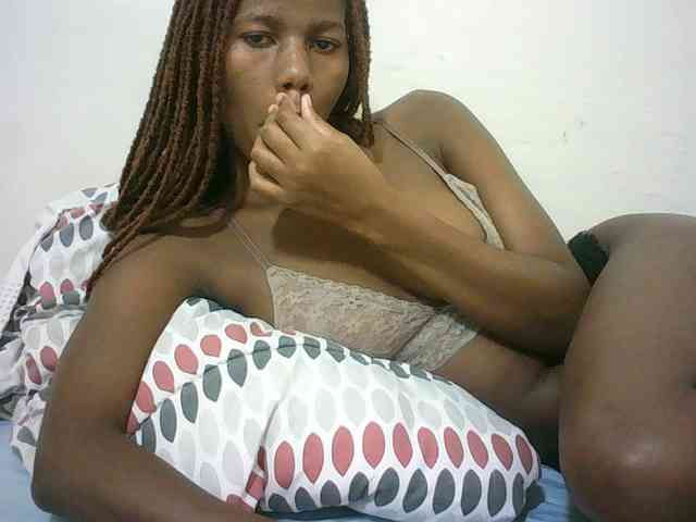 Sexyqueen2 webcam