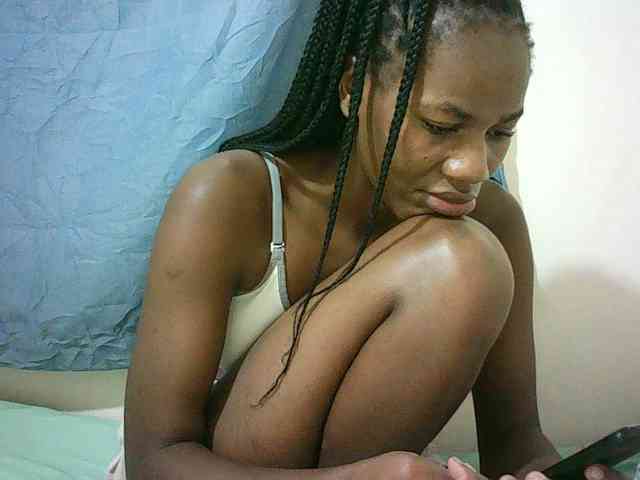 Sexyqueen2 webcam
