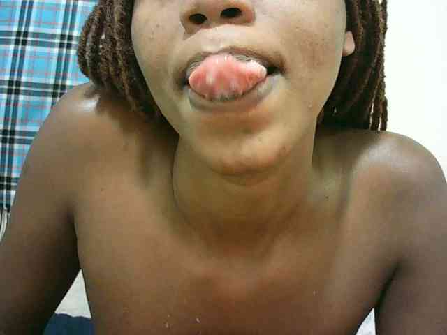 Sexyqueen2 webcam