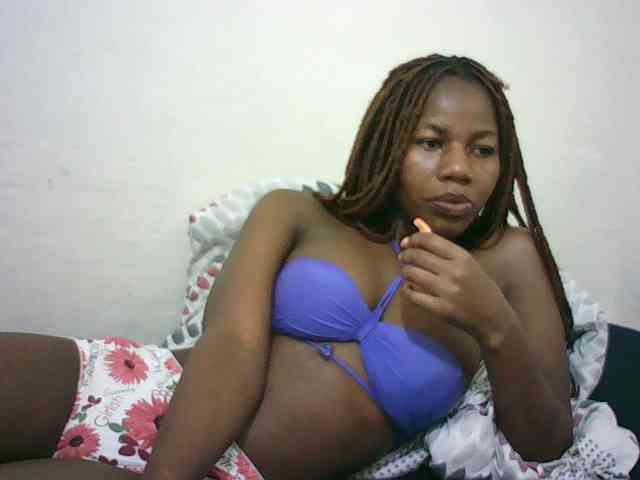 Sexyqueen2 webcam