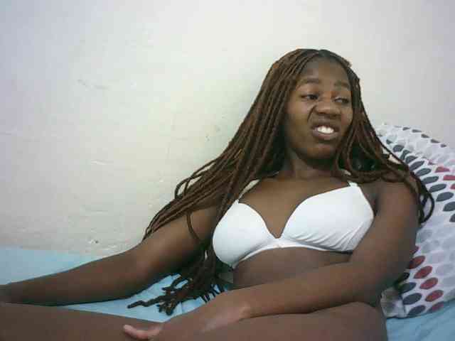 Sexyqueen2 webcam