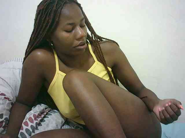 Sexyqueen2 webcam