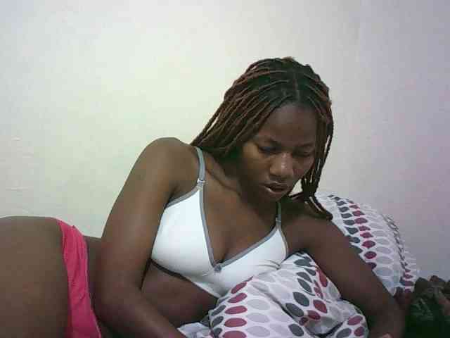 Sexyqueen2 webcam