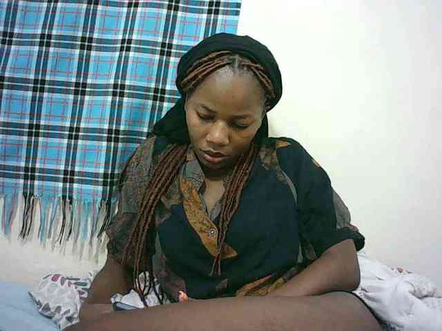 Sexyqueen2 webcam