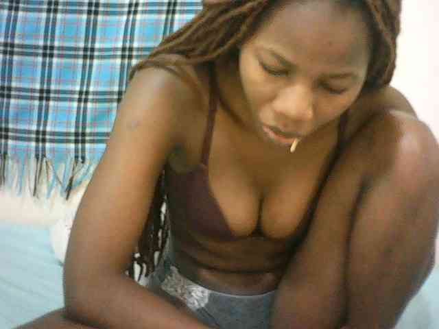 Sexyqueen2 webcam