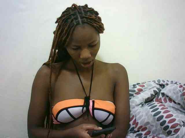 Sexyqueen2 webcam