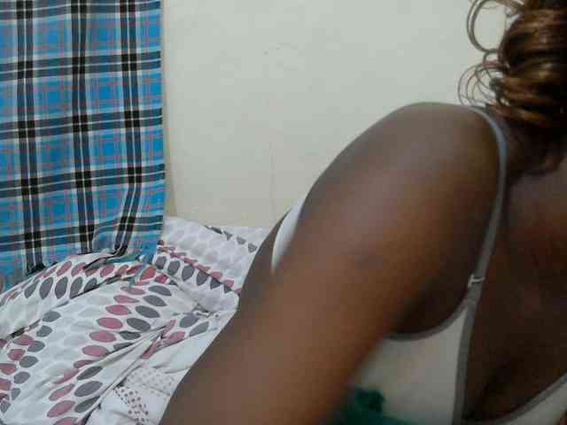 Sexyqueen2 webcam