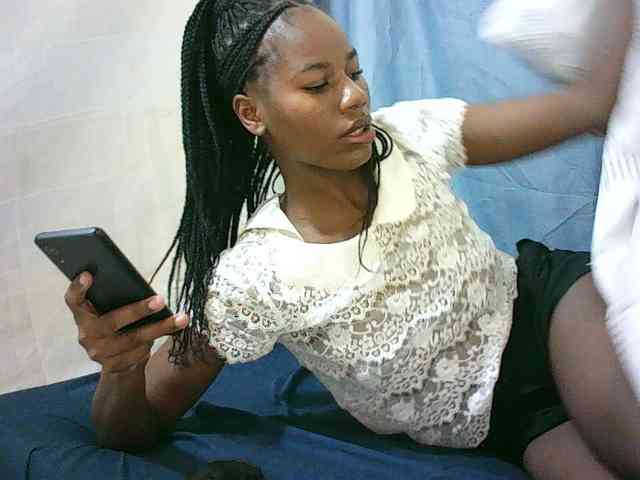 Sexyqueen2 webcam