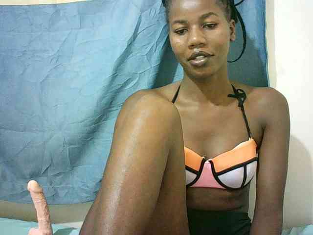 Sexyqueen2 webcam