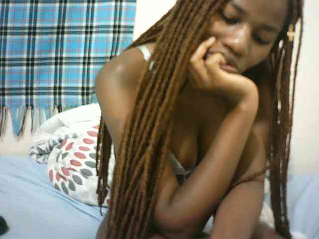 Sexyqueen2 webcam