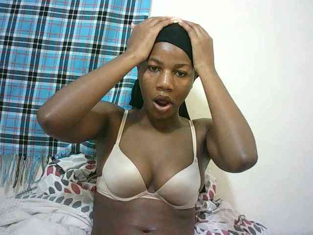 Sexyqueen2 webcam