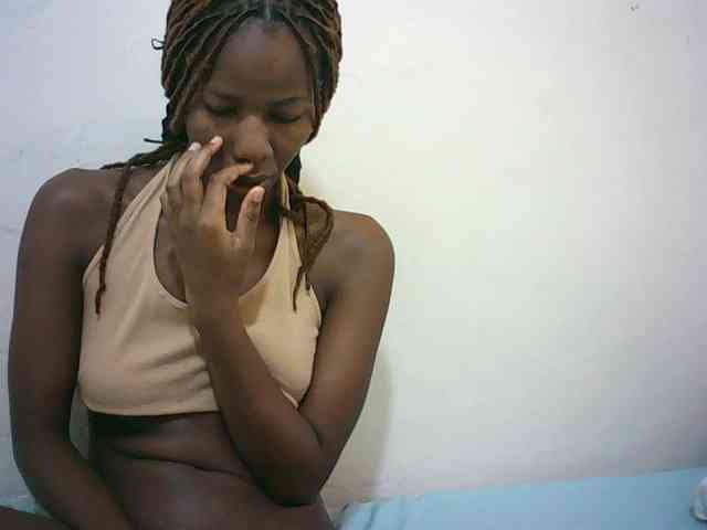 Sexyqueen2 webcam