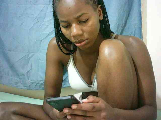 Sexyqueen2 webcam