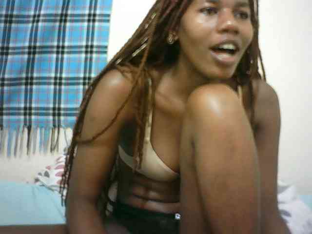 Sexyqueen2 webcam