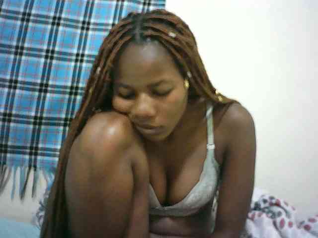Sexyqueen2 webcam