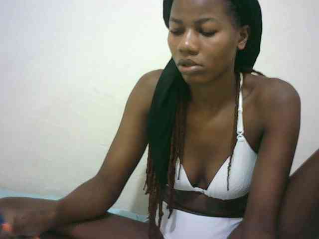 Sexyqueen2 webcam