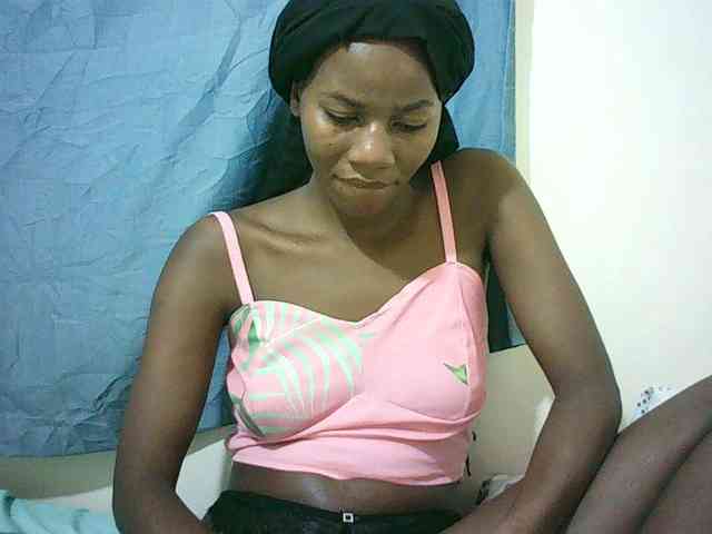 Sexyqueen2 webcam