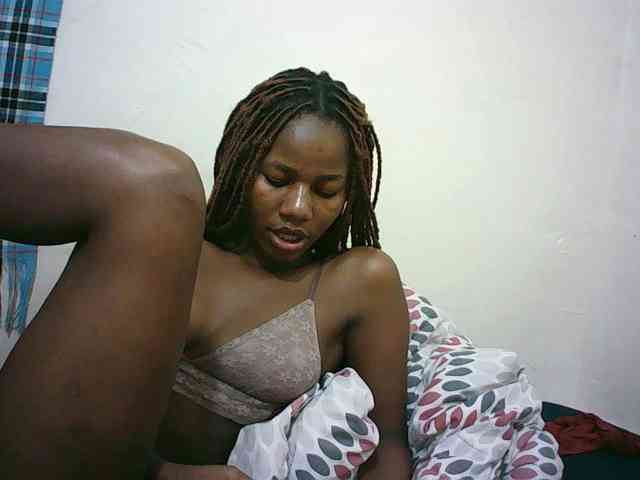 Sexyqueen2 webcam