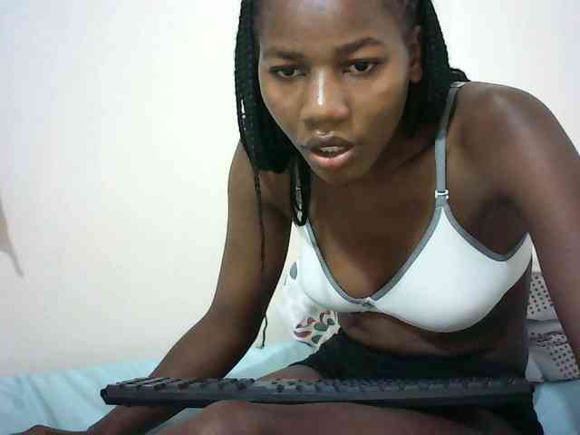 Sexyqueen2 webcam