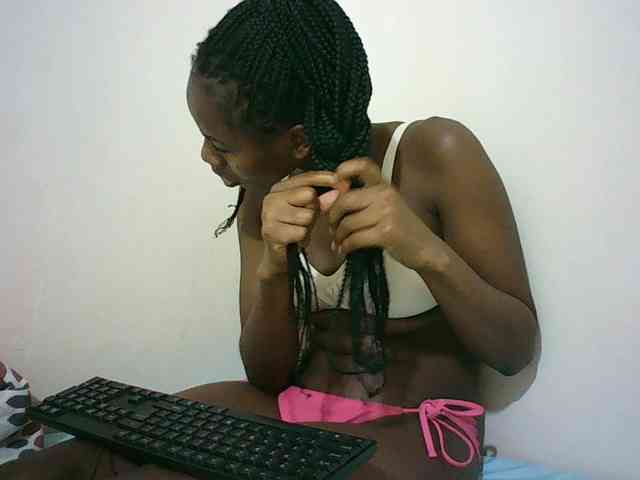 Sexyqueen2 webcam