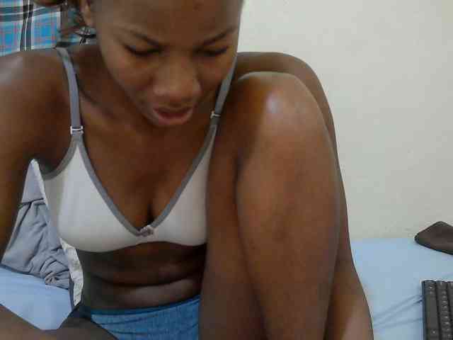 Sexyqueen2 webcam