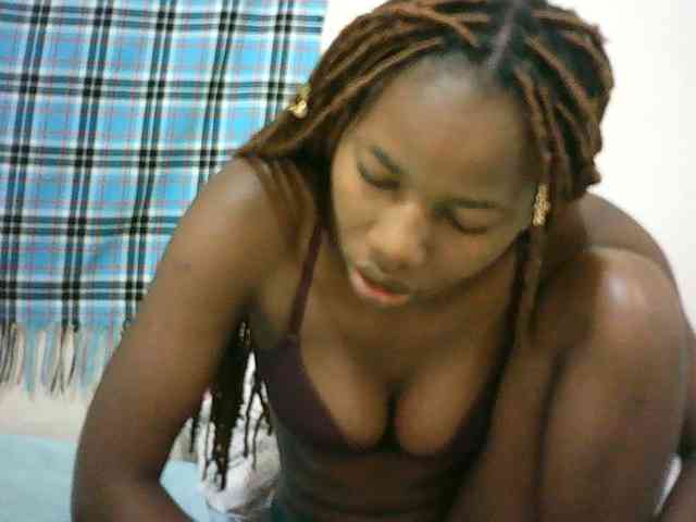 Sexyqueen2 webcam