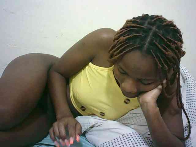 Sexyqueen2 webcam