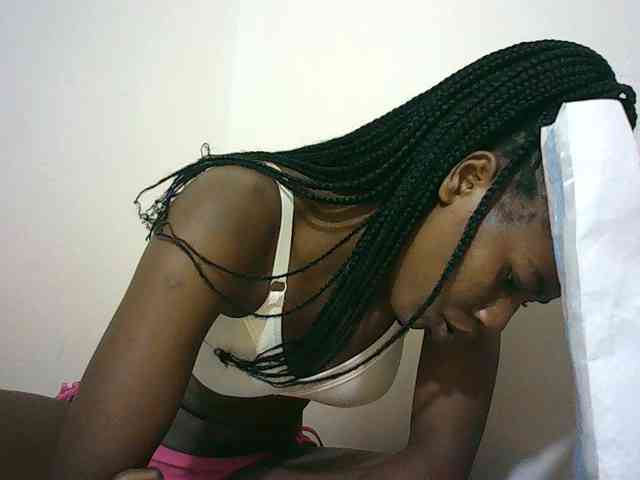 Sexyqueen2 webcam