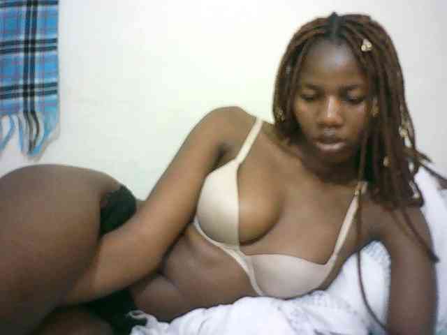 Sexyqueen2 webcam
