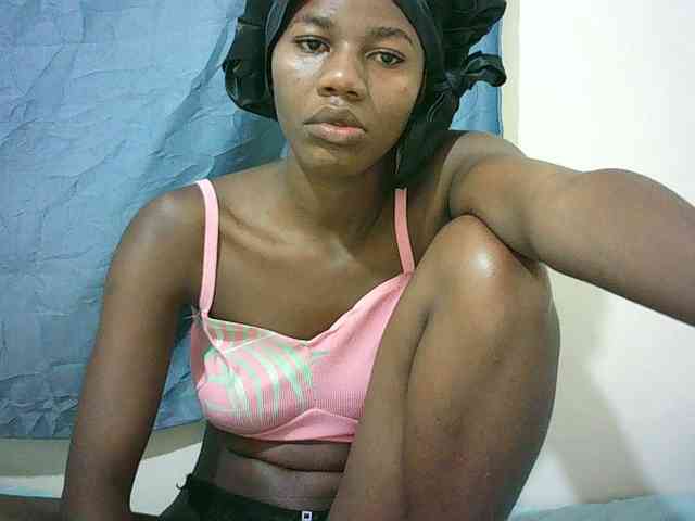 Sexyqueen2 webcam