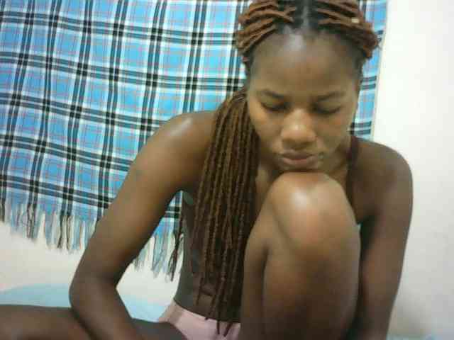 Sexyqueen2 webcam