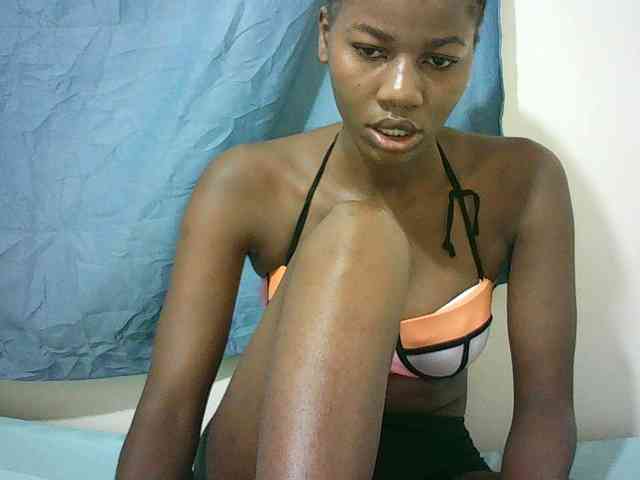 Sexyqueen2 webcam