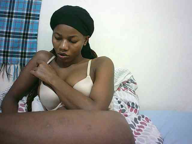 Sexyqueen2 webcam