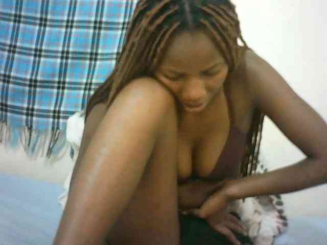 Sexyqueen2 webcam