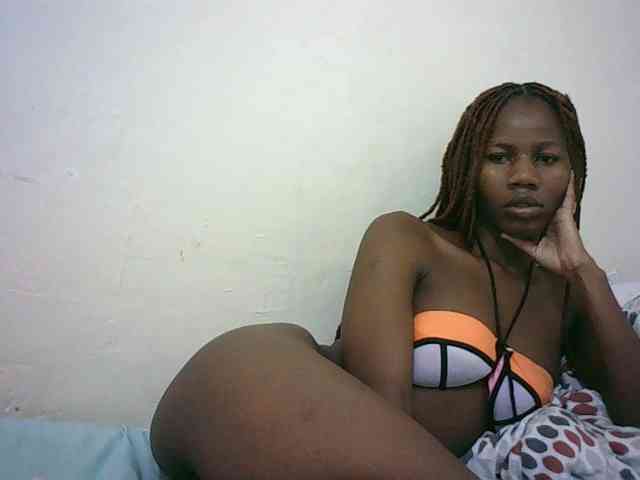 Sexyqueen2 webcam