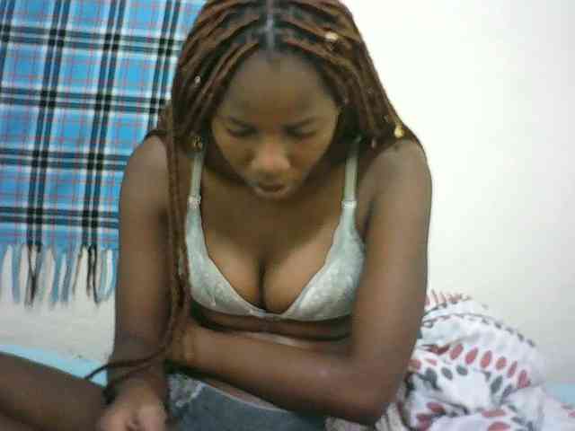 Sexyqueen2 webcam