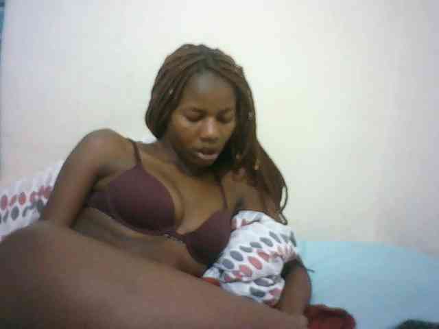 Sexyqueen2 webcam