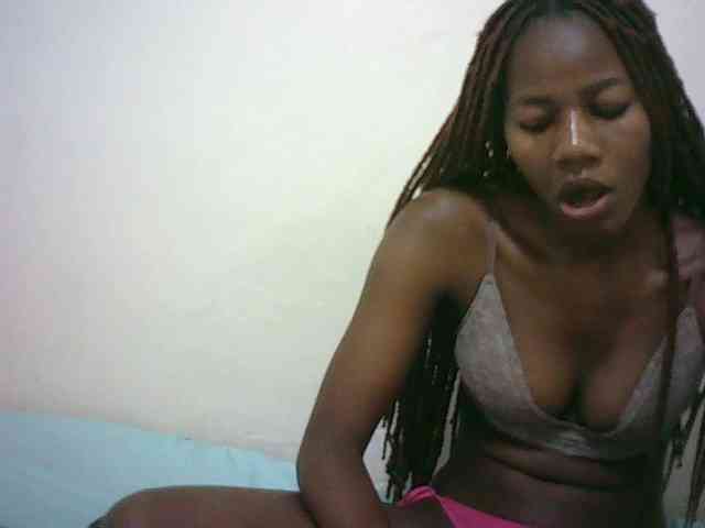 Sexyqueen2 webcam
