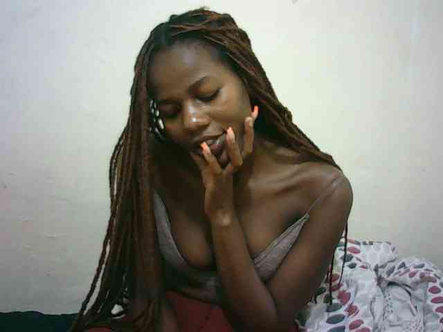Sexyqueen2 webcam