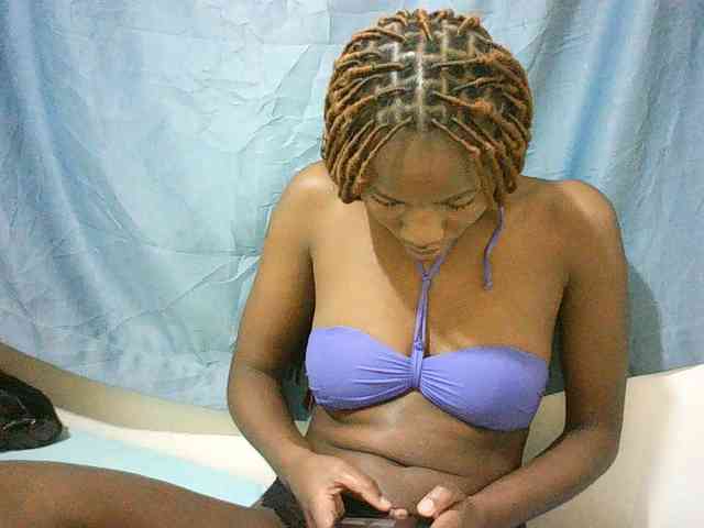 Sexyqueen2 webcam